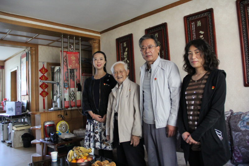 中共青海省第三构筑工程有限公司支部委员会发展&ldquo;走访慰问暖人心，，，红色心灵永传承&rdquo;活动