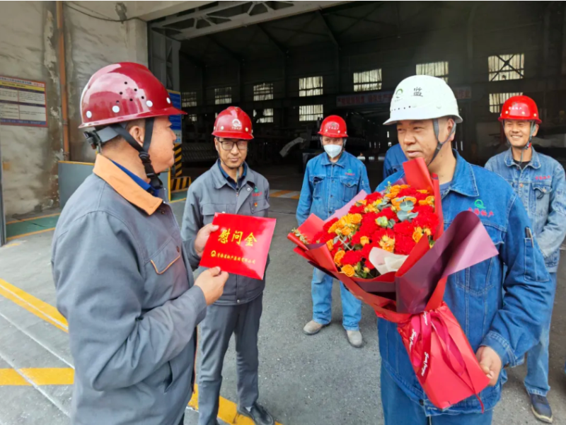 集团辅导&ldquo;五一&rdquo;节前探望慰问新晋行业劳模