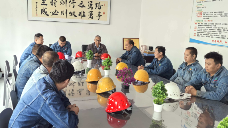 工投公司电解党支部发展主题党日活动